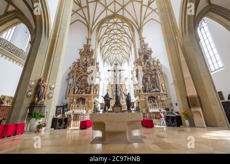 AUGSBOURG, ALLEMAGNE - 29 SEPTEMBRE 2013 : fidèles à la basilique SS. Ulrich et Afrala, Augsbourg. Banque D'Images