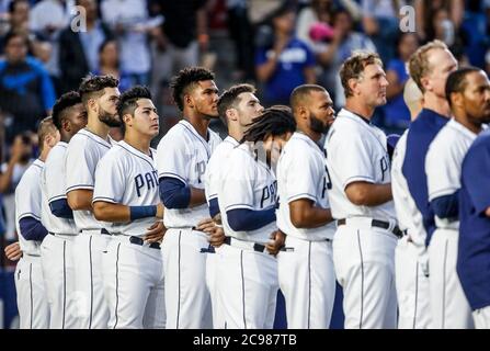 Christian Villanueva y Freddy Galvis de San Diego, durante el partido de beisbol de los Dodgers de Los Angeles contra Padres de San Diego, durante el primer juego de la série las Ligas Mayores del Beisbol en Monterrey, Mexico el 4 de Mayo 2018.(photo: Luis Gutierrez) Banque D'Images