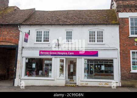 Wendover, Buckinghamshire, Royaume-Uni. 28 juillet 2020. Le magasin de charité Rennie Grove Hospice Care à Wendover, dans le Buckinghamshire, reste fermé après le confinement du coronavirus. Crédit : Maureen McLean/Alay Banque D'Images