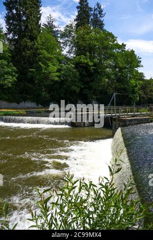 Canal du Nivernais - Canal du Nivernais, Clamécy, Nièvre, Bourgogne-Franche-Comté, France Banque D'Images