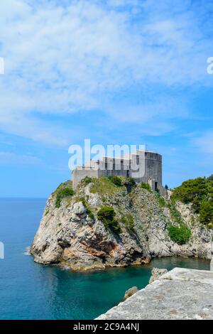 DUBROVNIK, CROATIE - JUIN 18 : fort Lovrijenac ou forteresse Saint-Laurent, souvent appelée 'Dubrovnik's Gibraltar' à Dubrovnik le 18 juin 2019. Banque D'Images
