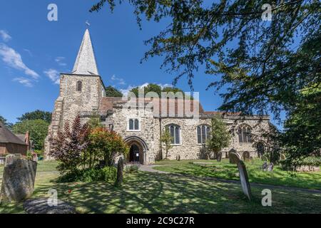 Église Saint-Nicolas, Pluckley, Kent. Banque D'Images