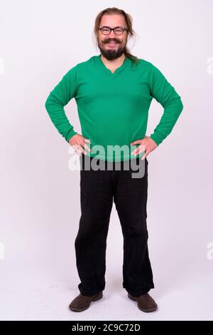 Portrait d'un homme à barbe heureux avec moustache et cheveux longs Banque D'Images