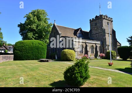 Église de Warnham à Warnham le matin chaud d'été Banque D'Images