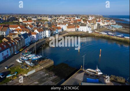 Vue aérienne du port de St Monan, East Neuk de Fife, Écosse. Banque D'Images