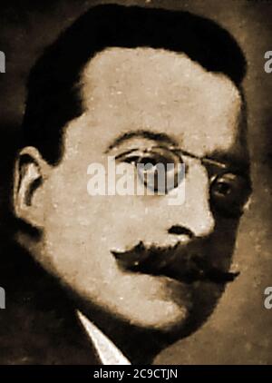 Signataires du - Traité anglo-irlandais (création de la République irlandaise , 6 décembre 1921) - Portrait d'Arthur Griffith (parfois appelé Michael et (en irlandais) comme Art Seosamh Ó Gríobhtha) - 1871-1922 - .il a fondé le parti politique Sinn Féin et a été un écrivain irlandais, un rédacteur de journaux et un politicien. Banque D'Images