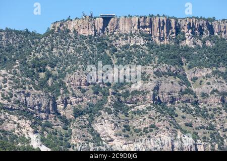 Station d'accueil vue depuis la télécabine aérienne à Divisadero, Copper Canyon, Chihuahua, Mexique. Banque D'Images