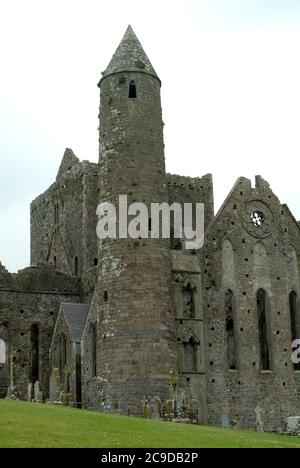 Rocher de Cashel, Carraig Phádraig, également connu sous le nom de Cashel des Rois et de Saint Patrick's Rock, Comté de Tipperary, Irlande, Éire, Irland, Írország, Europe Banque D'Images