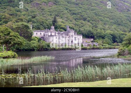 Abbaye de Kylemore, Mainistir na Coille Móire, Comté de Galway, Irlande, Éire, Irland, Írország, Europe Banque D'Images