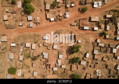 La province de Mouhoun, au Burkina Faso, est une région où le secours luthérien du monde met en œuvre le projet SESAME. Projet de commercialisation et d'exportation de SESAME - Burkina Faso, Afrique de l'Ouest. 5 décembre 2018. Photo de Jake Lyell pour le secours luthérien du monde. Banque D'Images