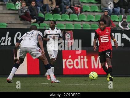 Jean II Makoun et Kalilou Traoré pendant la Ligue 1 2012 - 2013, FC Stade Rennais - FC Sochaux-Montbéliard sur Féruary 23 2013 à Roazon Park, Rennes - photo Laurent Lairys / DPPI Banque D'Images