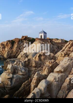 Chapelle de la Madonnetta, Cala Carlotto, île de la Maddalena, province de Sassari, Sardaigne, Italie, Europe Banque D'Images