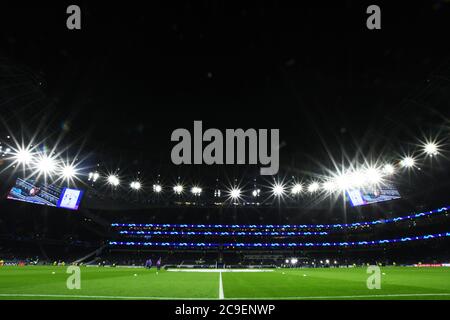 LONDRES, ANGLETERRE - 19 FÉVRIER 2020 : vue générale du lieu photographié avant la première étape du match de 16 de la Ligue des champions de l'UEFA de 2019/20 entre le Tottenham Hotspur FC et le RB Leipzig au stade Tottenham Hotspur. Banque D'Images