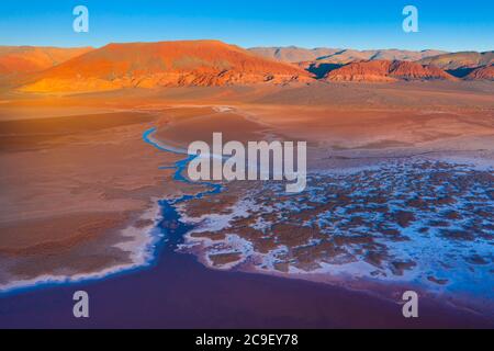 Schémas, vue aérienne, Laguna Carachi Pampa, village d'El Peñón, la Puna, Argentine, Amérique du Sud, Amérique Banque D'Images