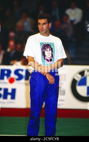 Tennis Gala zugunsten der Tore-Meinecke-Stiftung auf dem Rothebaum in Hamburg, Deutschland 1990, Gaststar: Carl Uwe Charly Steeb Banque D'Images