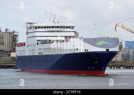 Le navire de fret RO-RO Hatche atteindra le port de Rotterdam le 3 juillet 2020. Banque D'Images