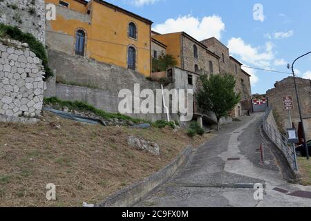 Calitri - Scorcio del borgo dissestato Banque D'Images