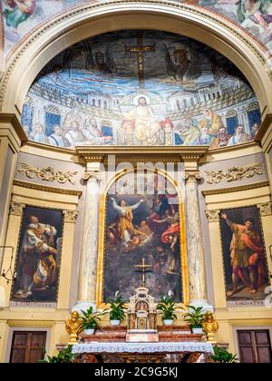 Fresque sur la chapelle de Niccolò Circignani appelé Pomarancio et la mosaïque Paléochristienne du 5e siècle dans la basilique Santa Pudenziana - Rome, Italie Banque D'Images