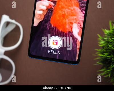 Assam, inde - 9 juillet 2020 : rouleaux Instagram pour faire de courtes vidéos. Banque D'Images