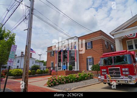 FREEHOLD, NJ -16 JUL 2020- vue sur les bâtiments de l'historique quartier de Freehold, qui accueille la bataille de Monmouth pendant la guerre d'indépendance à Freeho Banque D'Images