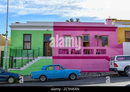 Bokaap est la maison de belles maisons qui attire de nombreux touristes du monde entier, du Cap occidental, du Cap, de l'Afrique du Sud Banque D'Images