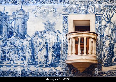 Evora, Portugal - 1 février 2019 : détail de la chaire d'Igreja da Misericordia, importante église baroque d'Evora, Alentejo (Portugal), masterpiec Banque D'Images