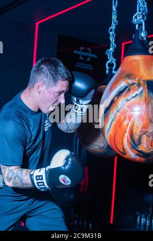 Brentwood Essex 1er août 2020 UN nouveau Covid safe boutique fitness Boxing studio, Box Gym Fitness ouvre aujourd'hui à Brentwood Essex Royaume-Uni crédit: Ian Davidson/Alamy Live News Banque D'Images