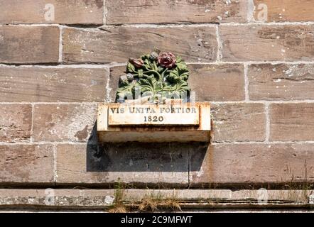 Détails sur le pont suspendu Union qui traverse la rivière Tweed entre Horncliffe, Northumberland, Angleterre et Fishwick, frontières écossaises, Écosse Banque D'Images