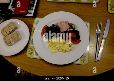 petit déjeuner anglais grill mixte à canterbury est kent royaume-uni juillet 2020 Banque D'Images