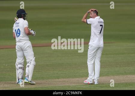 CHESTER LE STREET, ANGLETERRE. 1ER AOÛT 2020 - Matthew Fisher du Yorkshire réagit après avoir lancé un appel pour une prise contre Alex Lees refusé lors du match de Trophée Bob Willis entre Durham et Yorkshire à Emirates Riverside, Chester le Street le samedi 1er août 2020. (Credit: Mark Fletcher | MI News) Credit: MI News & Sport /Alay Live News Banque D'Images