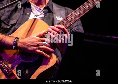 Daniele Silvestri durante Daniele Silvestri - la Cosa Giusta, Concerto cantante italiano in villafranca di Verona (vr), Italia, 18 luglio 2020 Banque D'Images