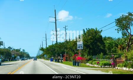 Panneau de limite de vitesse dans Florida Keys, États-Unis Banque D'Images