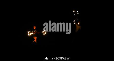 Brighton Royaume-Uni 1er août 2020 - les pompiers lors d'un rassemblement dans un parc de la ville de Brighton : Credit Simon Dack / Alamy Live News Banque D'Images