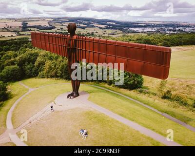 Vue aérienne de l'Ange du Nord, à Gateshead, Royaume-Uni. Banque D'Images