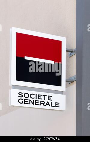 Sainte-Foy, France - 21 mai 2020 : signe de la Société générale sur un mur. Société générale est une multinationale française de services bancaires et financiers Banque D'Images