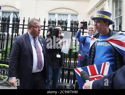 Le PIC montre: Mark François, Tory, MP, très pro du Brexit vu ici à la candidature de Boris JohnsonÕs à la direction dans laquelle il s'est allié à des militants anti-Brexit Banque D'Images