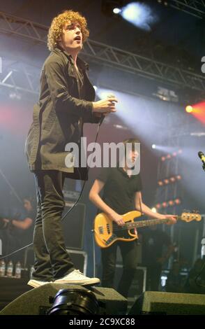 Matt Bowman des Pigeon Detectifs se présentant au Reading Festival, le samedi 25 août 2007. Banque D'Images