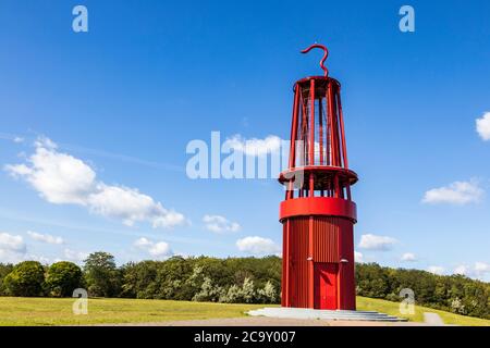 Sculpture DAS Geleucht d'Otto Piene en forme de lampe de mineur sur la pointe de butin de Halde Rheinpreußen à Moers, Rhénanie-du-Nord-Westphalie, Allemagne Banque D'Images