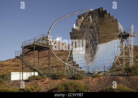 Les TÉLESCOPES MAGIC sur l'île de la Palma, îles Canaries, Espagne Banque D'Images