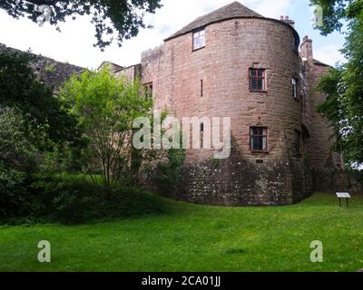 Le château de St Briavels a amarré le château normand Gloucestershire avec l'immense entrée des gardes-portes édouardiens.Construit entre 1075 et 1129 comme un administe royal Banque D'Images