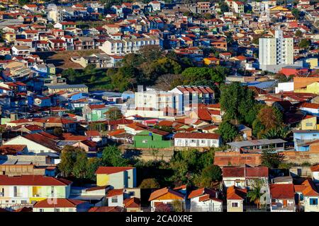 Vue de la construction résidentielle populaire sur Braganca Paulista, ville sur la campagne de l'état de Sao Paulo, Brésil Banque D'Images