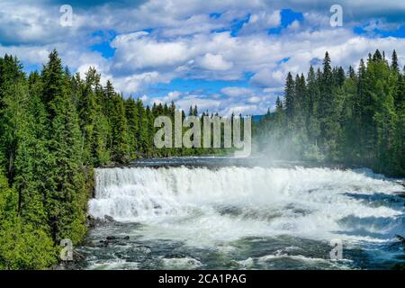 Dawson Falls, parc provincial Wells Gray, British Columbia, Canada Banque D'Images