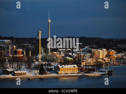 Suède, Stockholm. Panoramique de Grona Lund en hiver. Île de Djurgarden. Banque D'Images