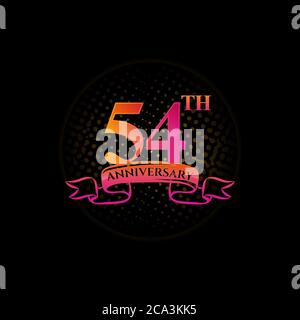 Célébrez le logo du 54ème anniversaire, avec des anneaux dorés et des rubans de gradation isolés sur fond noir. Illustration de Vecteur