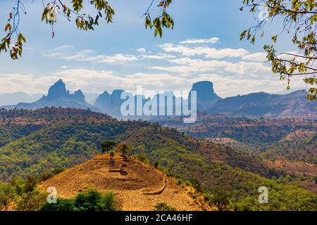 Vue imprenable sur le paysage du parc national des montagnes Simien, Éthiopie Banque D'Images