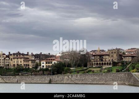 vue du coût en pays basque Banque D'Images