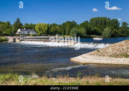 France, Indre et Loire, vallée de la Loire classée au patrimoine mondial de l'UNESCO, Civray-de-Touraine, bord du cher, barrière de l'aiguille sur le cher construite en 184 Banque D'Images