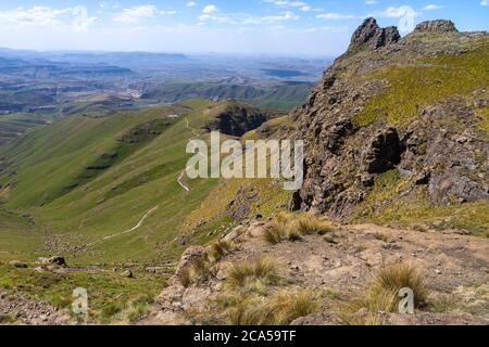 Panorama sur la randonnée Sentinel Peak, parc national Royal Natal, KwaZulu-Natal, Afrique du Sud Banque D'Images