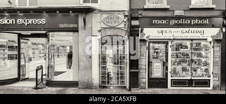 Vue sur les vitrines, la ville de Galway, le comté de Galway, en Irlande Banque D'Images