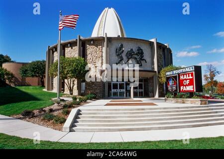 Vue sur le Pro football Hall of Fame, Canton, Ohio, États-Unis Banque D'Images